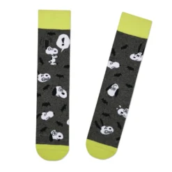 Hallmark Peanuts® Scared Snoopy Halloween Crew Socks